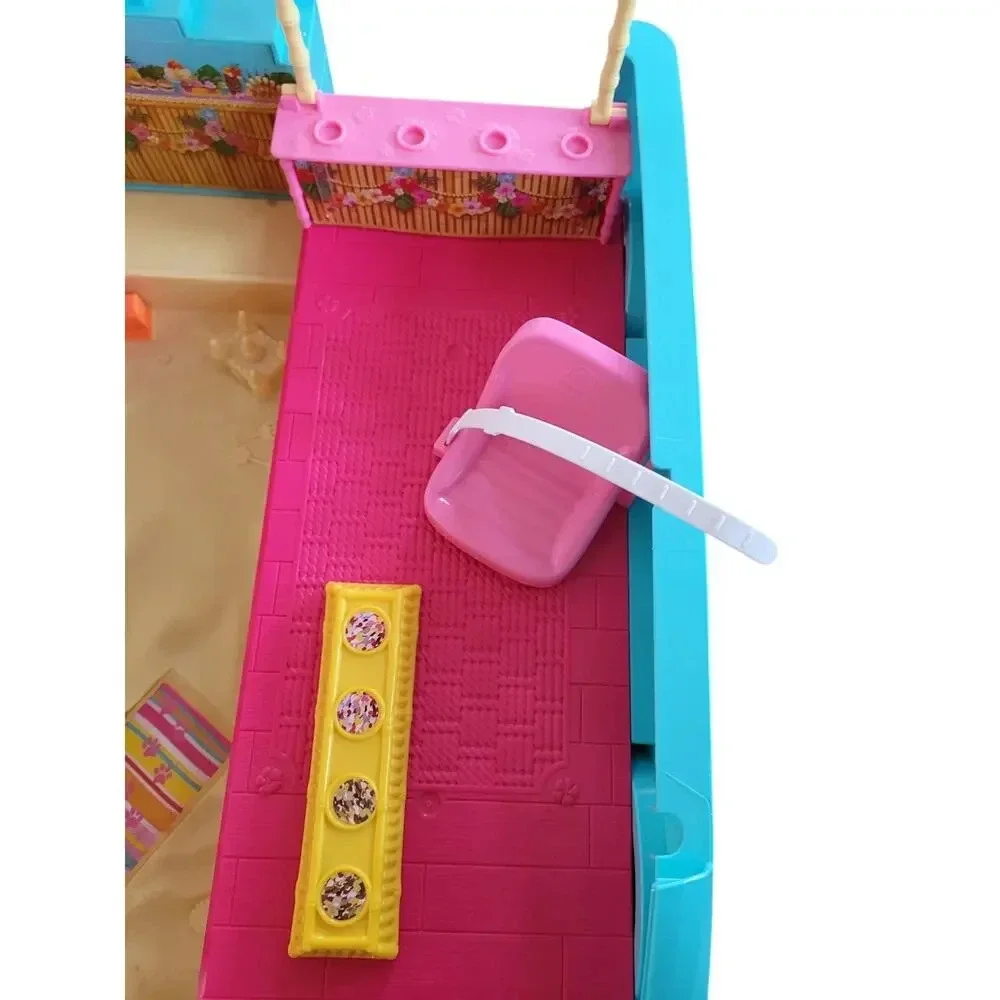 Mattel‎ Barbie Ultimate Puppy Mobile Foldable Toy